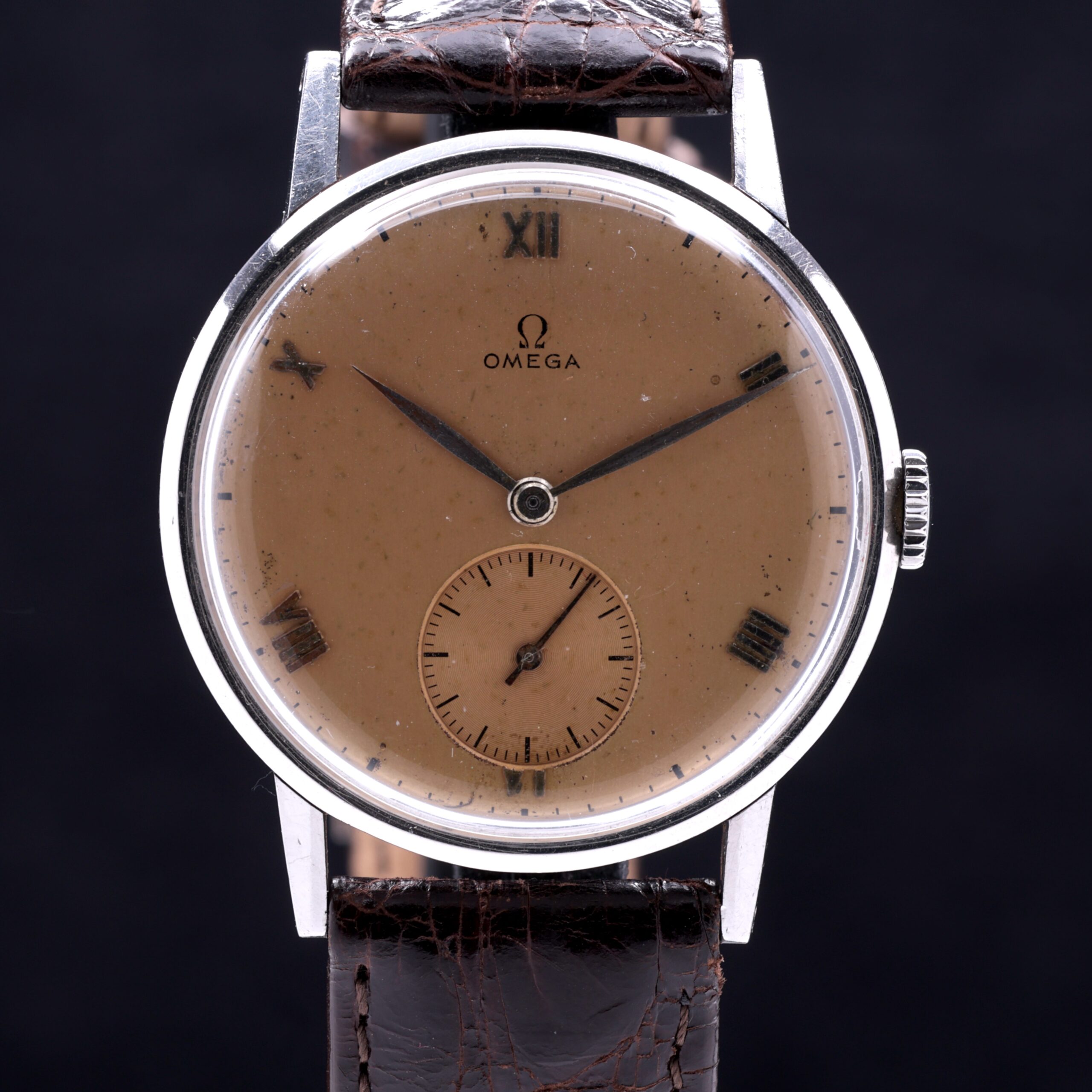 Omega 37mm Jumbo Stainless Steel Rare Uniformly Faded Tropical Salmon Dial Roman Numerals Signed Buckle c1944